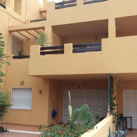 Homely Apartment In El Faro Вера Екстериор снимка