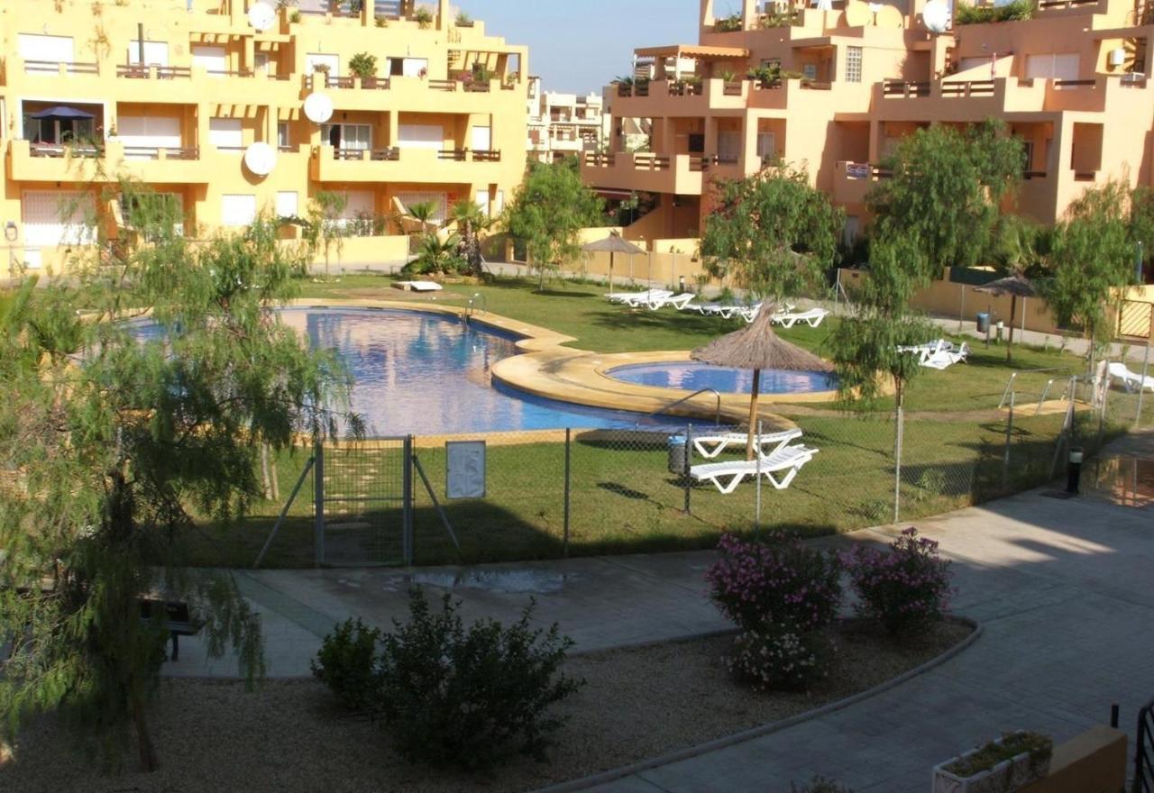 Homely Apartment In El Faro Вера Екстериор снимка