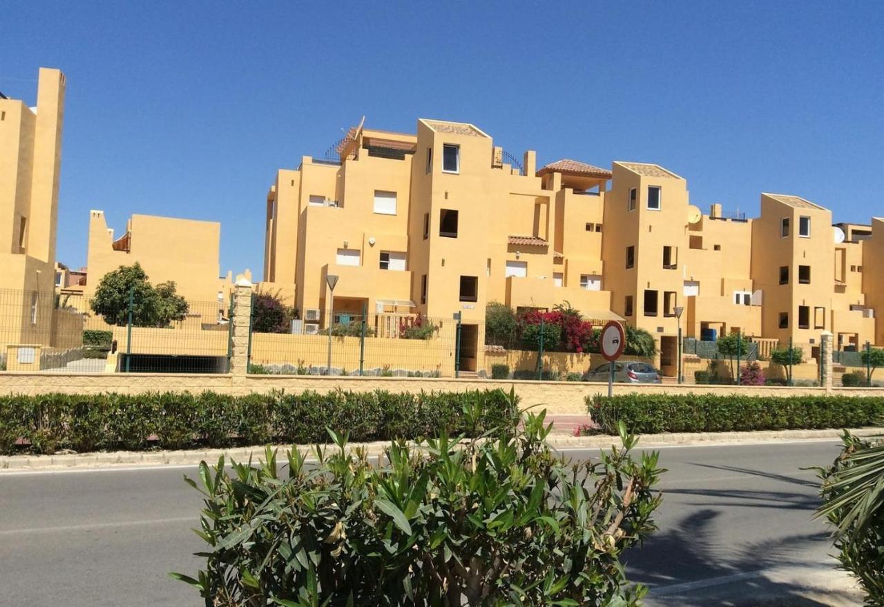 Homely Apartment In El Faro Вера Екстериор снимка